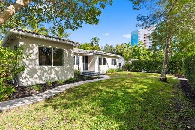 251 NE 44th St in Miami, FL - Building Photo - Building Photo