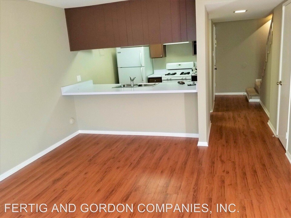344 S Arroyo Dr in San Gabriel, CA - Building Photo