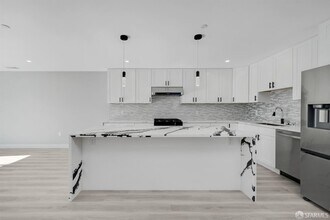 1640 Taraval St in San Francisco, CA - Building Photo - Building Photo
