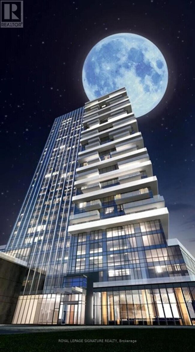 225 Village Green Square in Toronto, ON - Building Photo - Building Photo