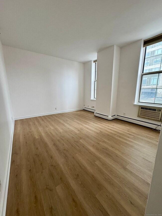 116 Court St in New Haven, CT - Building Photo - Building Photo
