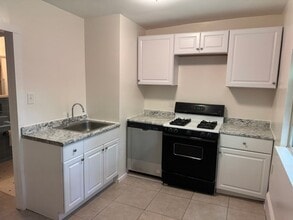 5603 Fair Oaks St in Pittsburgh, PA - Building Photo - Building Photo