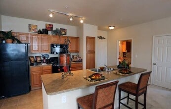 11575 Pearland Pkwy in Houston, TX - Building Photo - Building Photo