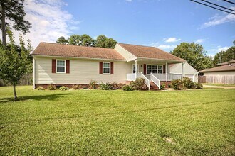 335 Park Manor Rd in Portsmouth, VA - Building Photo - Building Photo