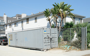 3675 Vinton Ave in Los Angeles, CA - Building Photo - Other