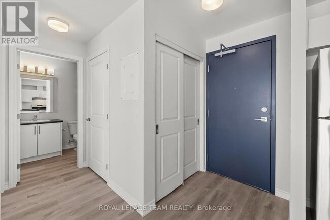 397 Codd's Rd in Ottawa, ON - Building Photo - Building Photo