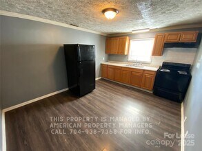 303 Southern St in Salisbury, NC - Building Photo - Building Photo