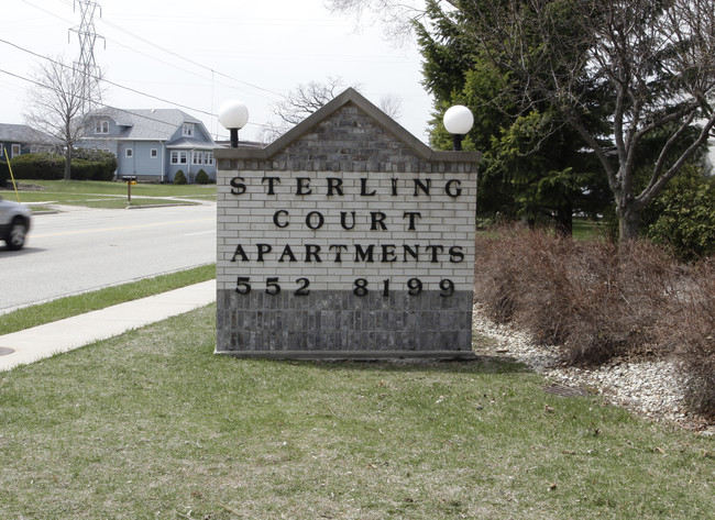 Sterling Court Apartments in Kenosha, WI - Building Photo - Building Photo