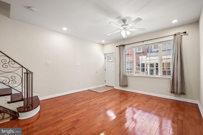 2533 S Rosewood St in Philadelphia, PA - Building Photo - Building Photo