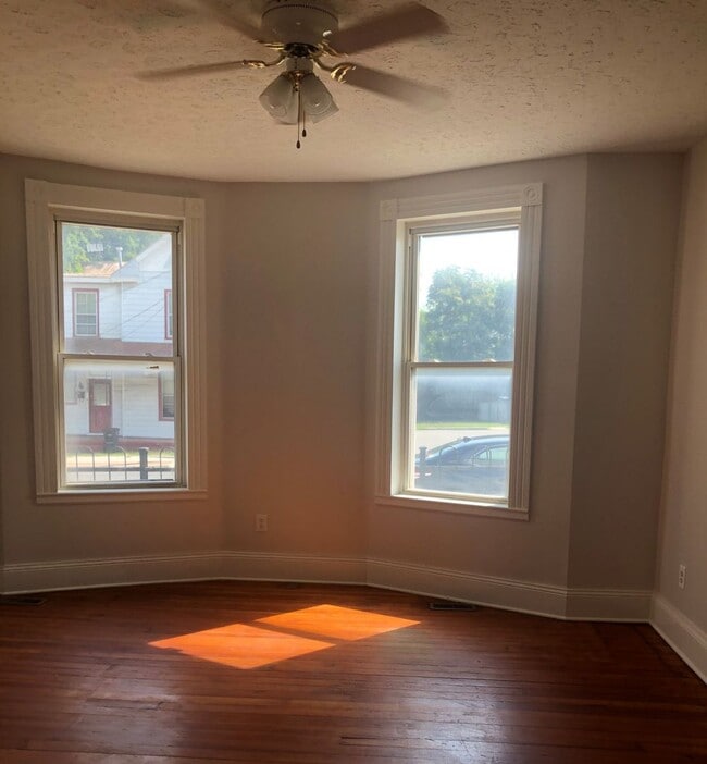 property at 2101 Park Ave