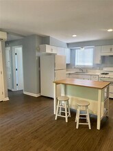400 Swanee Dr in Austin, TX - Building Photo - Building Photo
