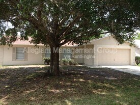 801 Del Prado Dr in Kissimmee, FL - Building Photo