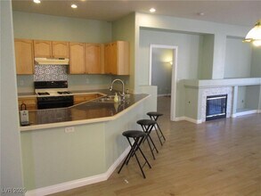 1052 Country Skies Ave in Las Vegas, NV - Building Photo - Building Photo