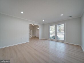 12009 Amblewood Dr in Laurel, MD - Building Photo - Building Photo