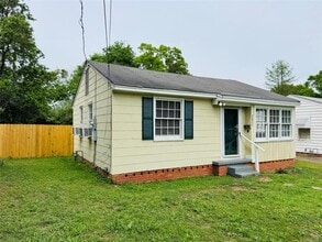 2023 Windsor Ave in Montgomery, AL - Foto de edificio - Building Photo