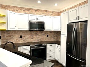 7459 S Alkire St in Littleton, CO - Building Photo - Building Photo