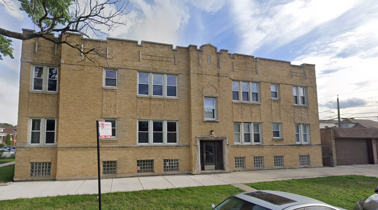 2833 W 66th St, Unit 2 in Chicago, IL - Building Photo