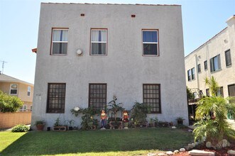 1341 W 9th St in San Pedro, CA - Building Photo - Building Photo