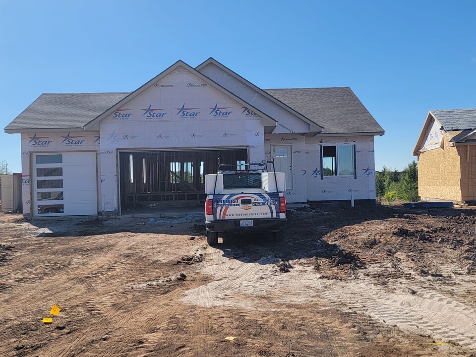 1225 Sontag Cir in Derby, KS - Building Photo