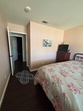 35887 Lourdes Dr in Winchester, CA - Building Photo - Building Photo