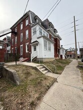 49 W Commerce St in Chambersburg, PA - Building Photo - Building Photo