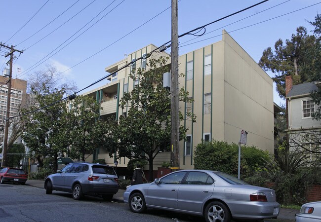 199 Montecito Ave in Oakland, CA - Building Photo - Building Photo