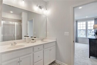 8030 Wistar Glen Dr in Henrico, VA - Building Photo - Building Photo