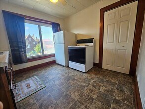 1127 Highland St in Tarentum, PA - Building Photo - Building Photo