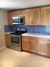 13725 NE 6th Ave in North Miami, FL - Building Photo - Building Photo