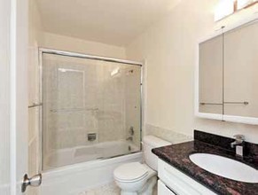 102 Locksley in San Francisco, CA - Foto de edificio - Interior Photo