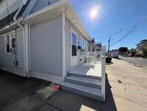 17 N Buffalo Ave in Ventnor City, NJ - Building Photo - Building Photo