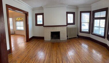 2600 Emerson Ave S, Unit #1 in Minneapolis, MN - Building Photo - Building Photo