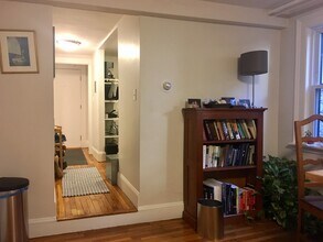 105 Beacon St, Unit 1A in Boston, MA - Foto de edificio - Building Photo