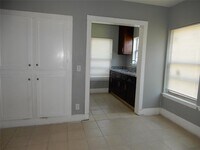 1708 Marion St photo'