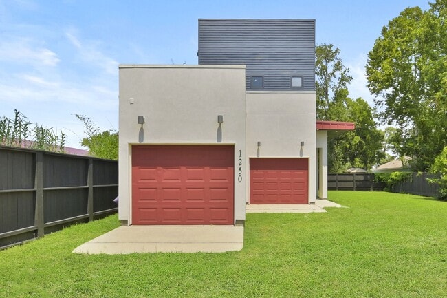 1250 Paul Quinn St in Houston, TX - Building Photo - Building Photo