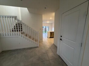 286 SW 159th Dr in Pembroke Pines, FL - Building Photo - Building Photo