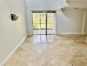 5357 Buckhead Cir, Unit 1030 in Boca Raton, FL - Building Photo - Building Photo