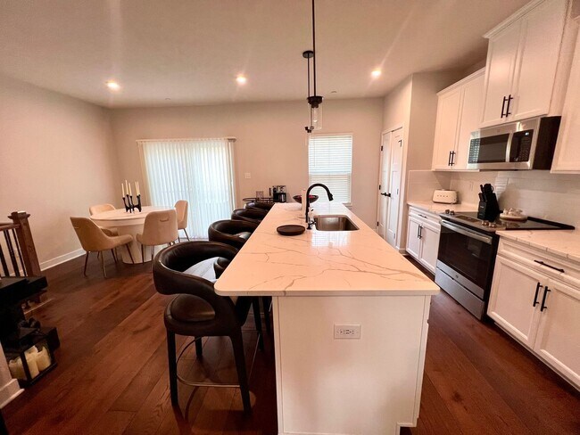 314 Scenic Dr in Canonsburg, PA - Building Photo - Building Photo