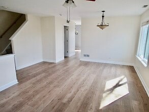 2667 Woodmere Dr in Darien, IL - Building Photo - Building Photo