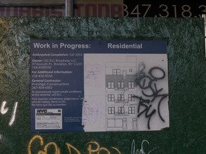 911 Broadway in Brooklyn, NY - Building Photo - Building Photo