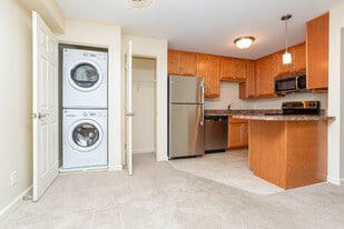 Markwell Village in Louisville, KY - Building Photo