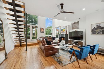 885 N Hermitage Ave in Chicago, IL - Building Photo - Building Photo