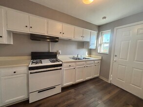 34 N Hampton Rd in Columbus, OH - Foto de edificio - Building Photo
