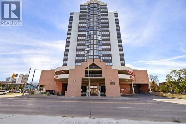 515 Riverside Dr W in Windsor, ON - Building Photo - Building Photo