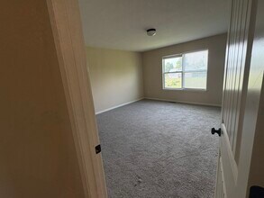 3118 W 31st Ter in Lawrence, KS - Foto de edificio - Building Photo