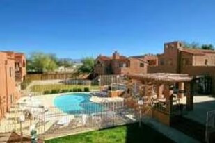 1745 E Glenn St in Tucson, AZ - Building Photo