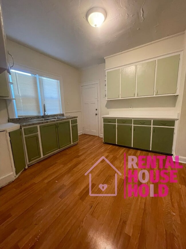 5065 Linsdale St-Unit -Unit 5065 in Detroit, MI - Building Photo - Building Photo