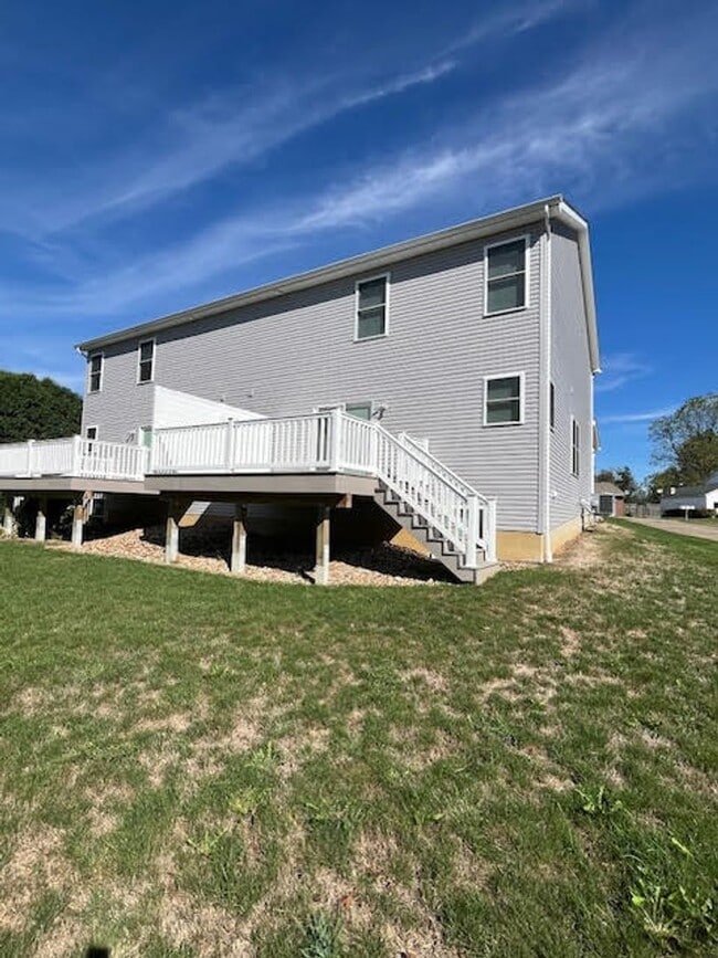 147 Southpark Dr in Wadsworth, OH - Building Photo - Building Photo