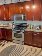 4909 Laclede Ave, Unit 1602 in St. Louis, MO - Building Photo - Building Photo