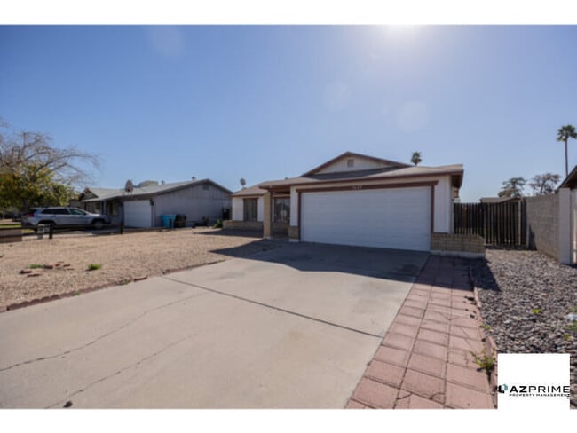 property at 3629 E Blanche Dr
